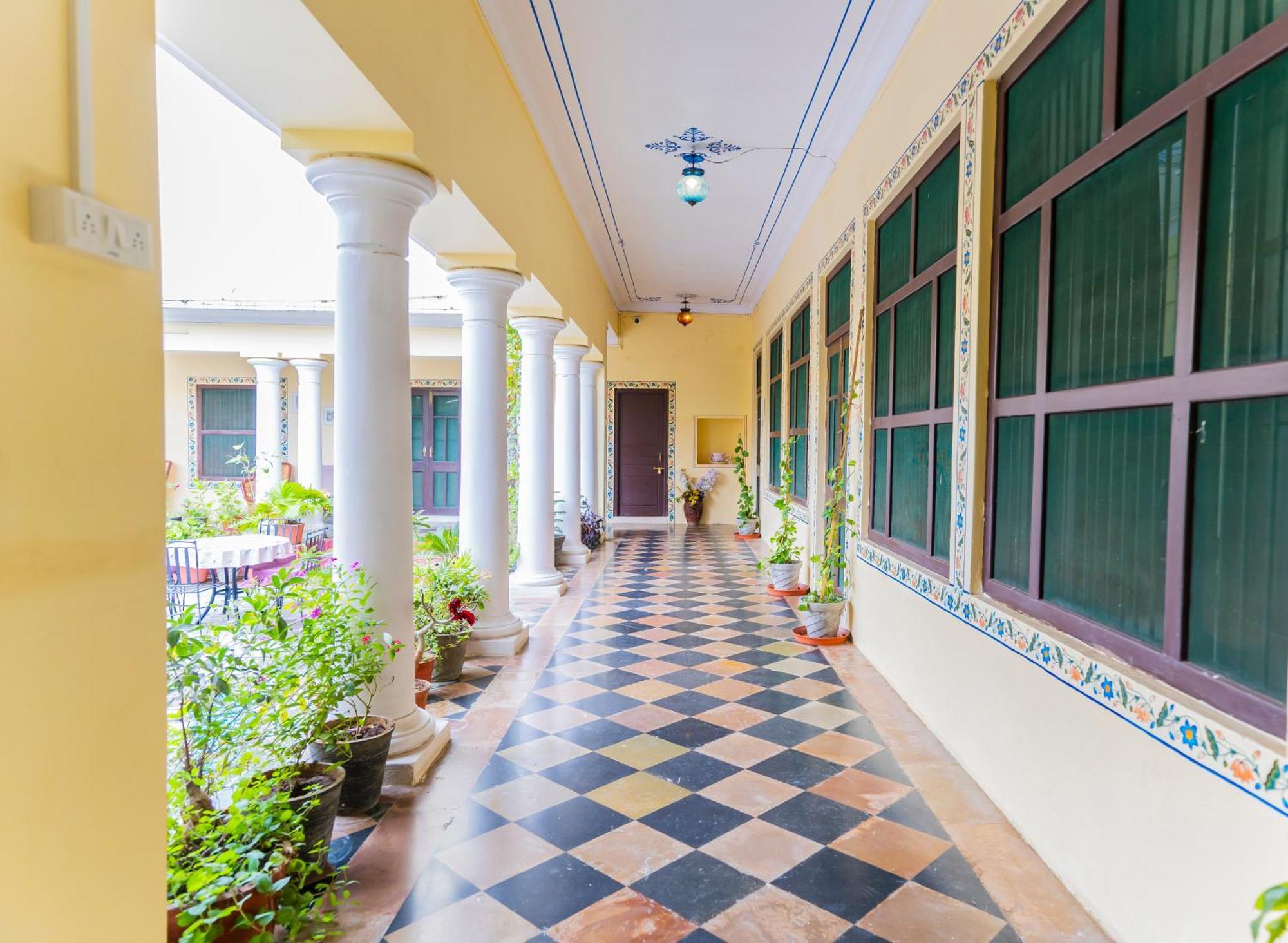 Kalyan Villa Homestay Удайпур Экстерьер фото